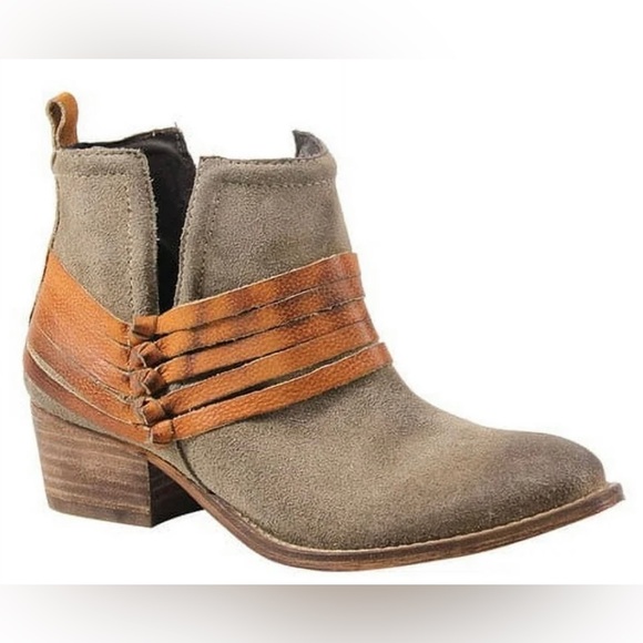 Diba True Booties - Picture 4 of 7